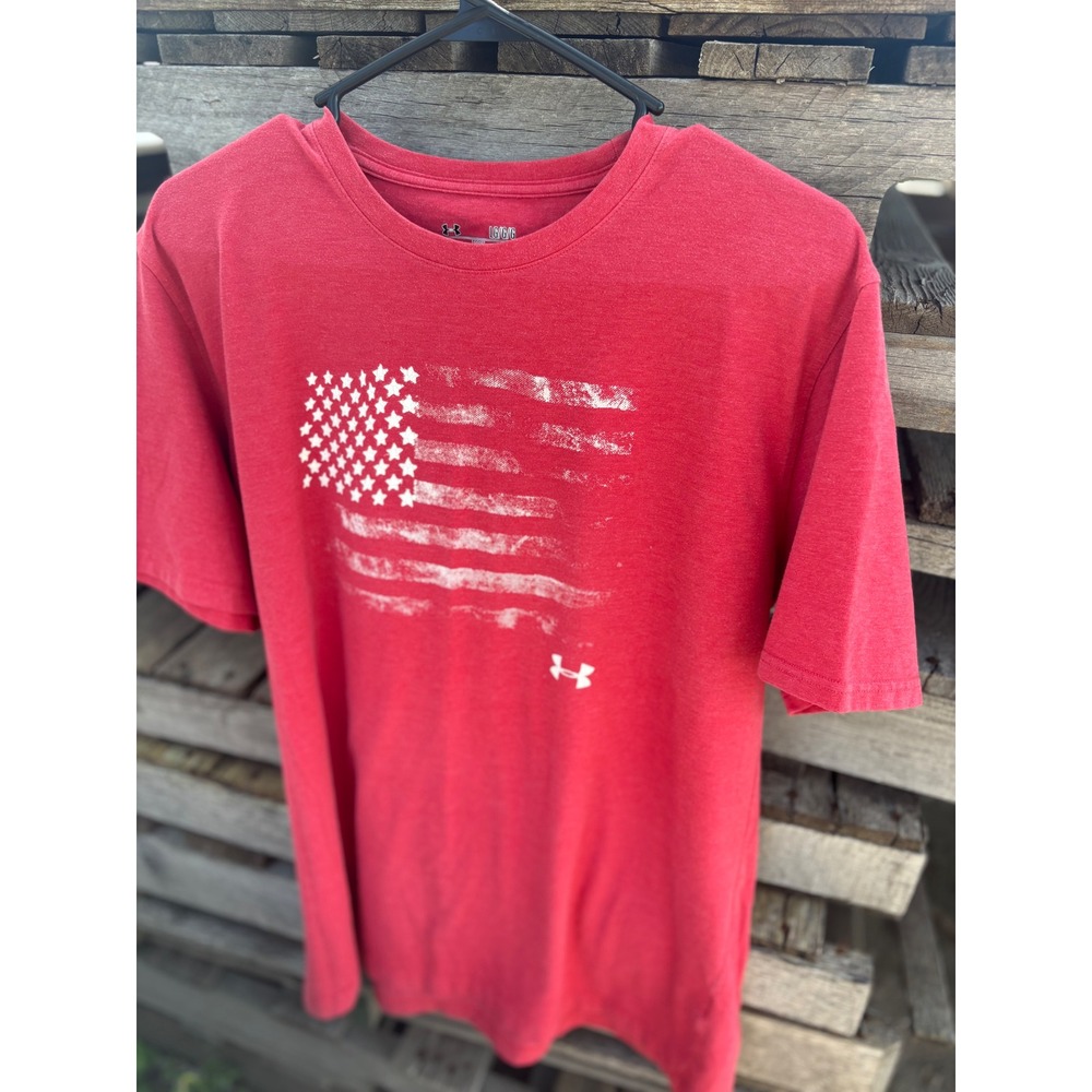 Under Armour Mens Red Distressed American Flag Graphic T-Shirt LG Loose Fit
